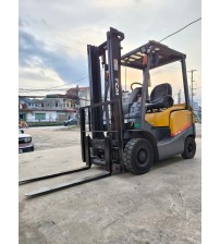 Xe nâng 1.5 tấn dịch giá TCM FHD15T3Z, động cơ Isuzu C240 bền bỉ tiết kiệm nhiên liệu, sản xuất tại Nhật Bản năm 2010